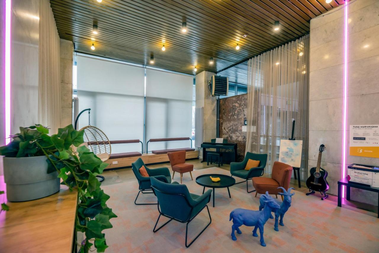 Chillout Dorm Poznan Aparthotel ภายนอก รูปภาพ